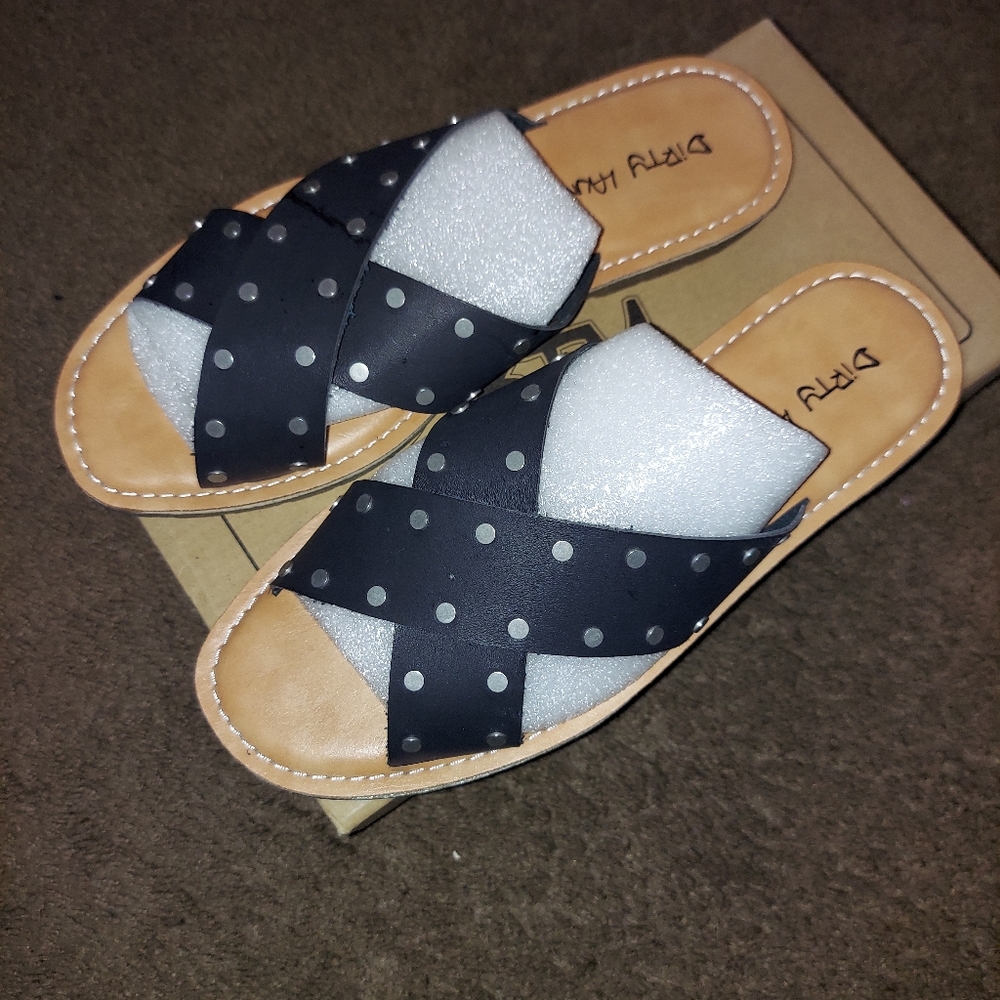 *like new Dirty laundry slides